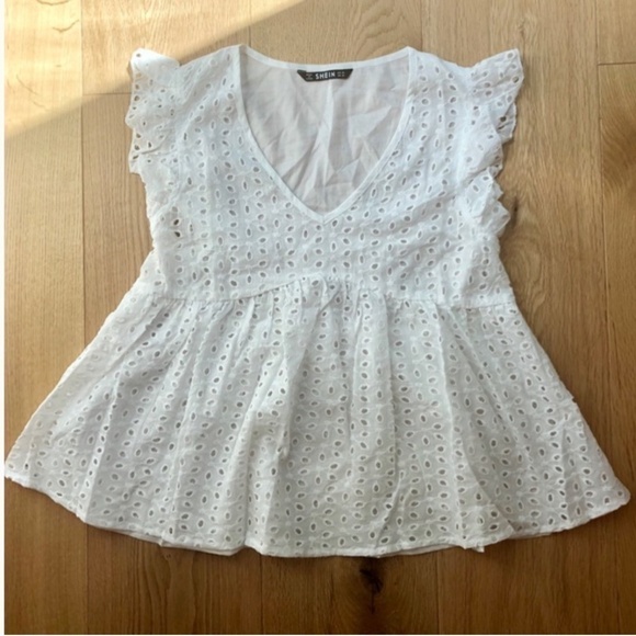 NWT SHEIN White Eyelet Sleeveless Blouse -  XS - Picture 6 of 13